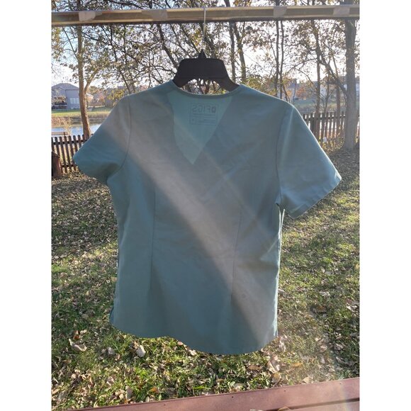 Figs Technical Collection Size Small Teal V-Neck Scrub Top With Front Pocket - Picture 9 of 13